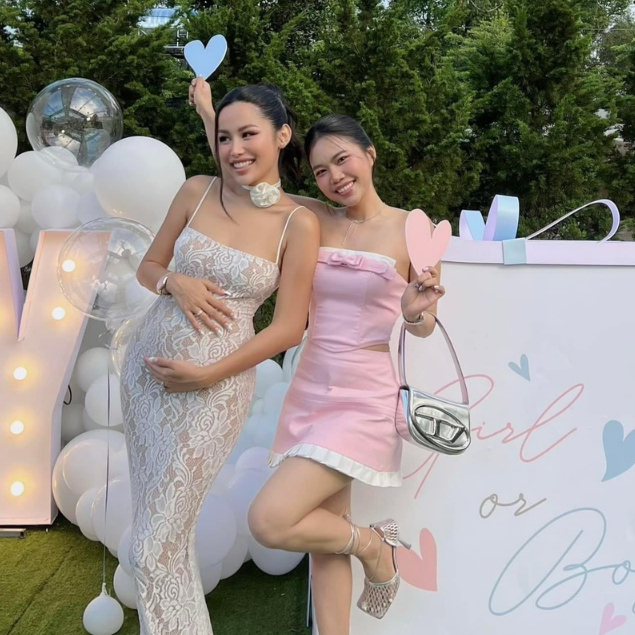 Set babie áo cúp ngực hồng phối nơ kèm chân váy ngắn xòe xếp ly chất liệu Tafta Sang chảnh cho nàng đi tiệc, đi chơi- MP