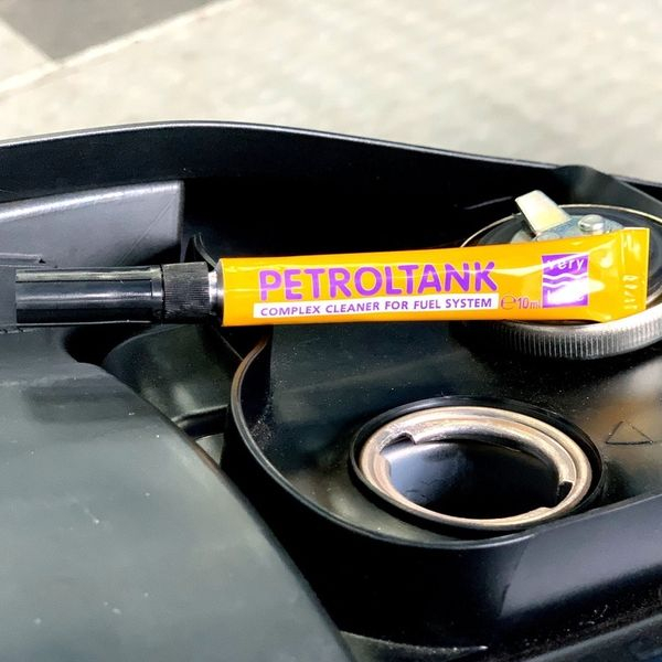 Phụ gia vệ sinh hệ thống xăng Xado Petroltank 10ml