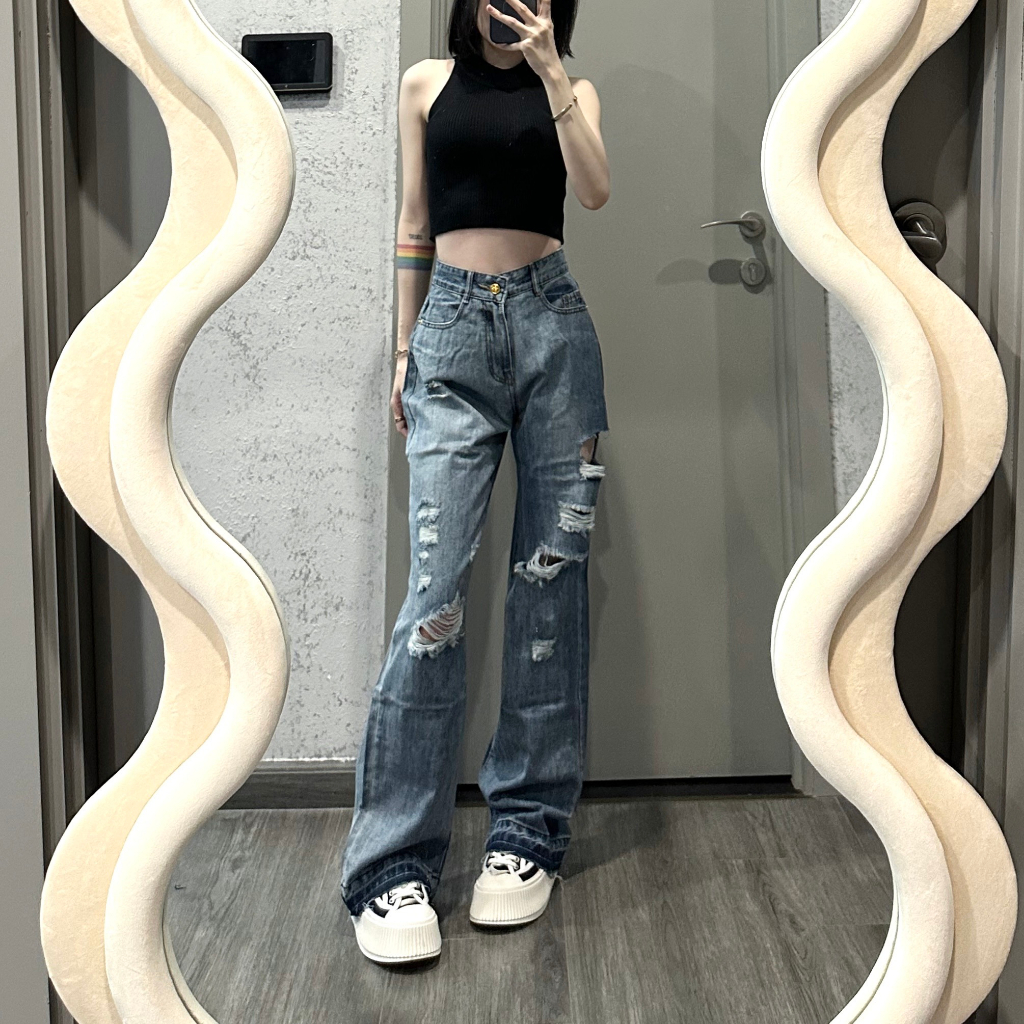 Quần jean ống suông VIZAKEY rách gối cá tính đường phố màu xanh nhạt 4324 | BigBuy360 - bigbuy360.vn