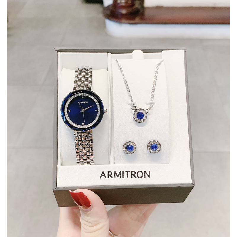 Set đồng hồ nữ Armitron dây thép không gỉ, kích thước 30mm