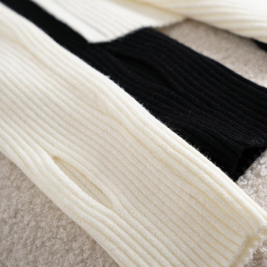 Áo len nữ dáng dài buộc nơ VIEN TRAN V61W21T026