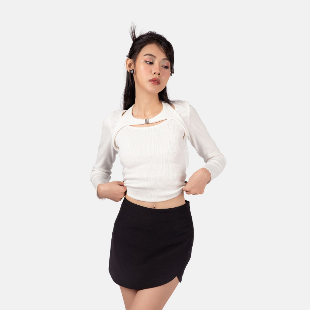 Áo croptop nữ TOPTIFY tay dài kiểu yếm tròng cài khoen Evara Top AC105