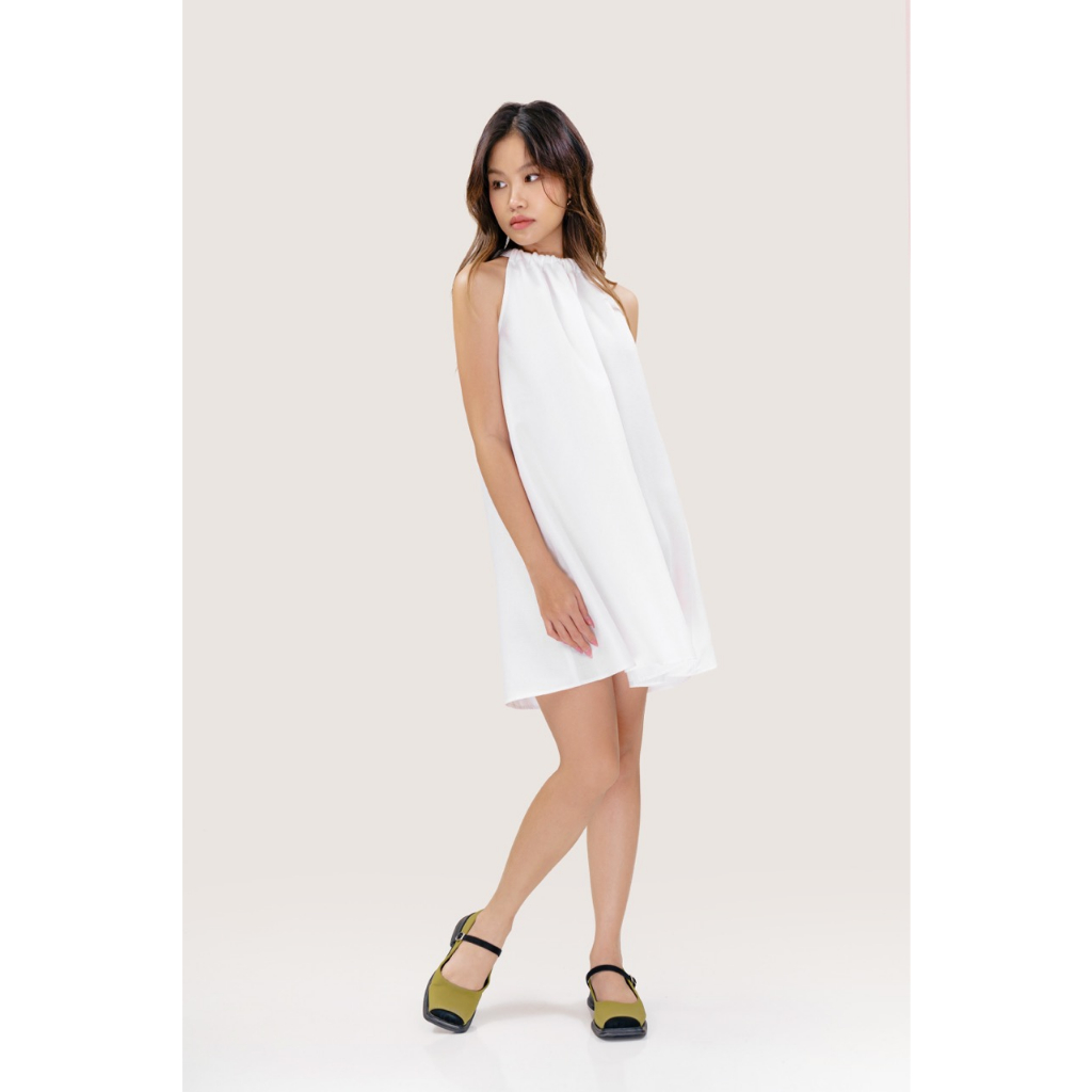 LIBÉ - Đầm cổ yếm ngắn dáng rộng màu trắng