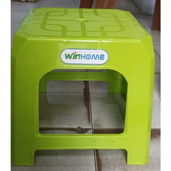 Ghế nhựa lùn mặt lớn Winhomes giá rẻ