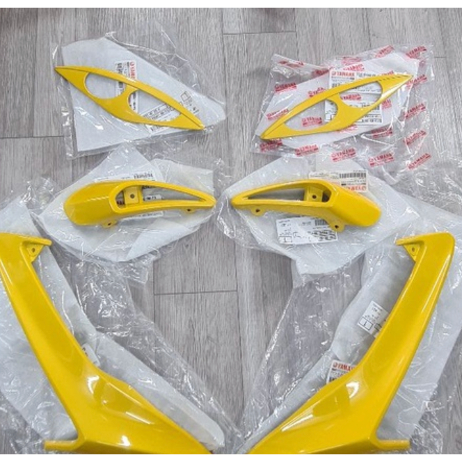 Bộ Body Kit Exciter 2006-2010 màu vàng, Có lẻ từng món