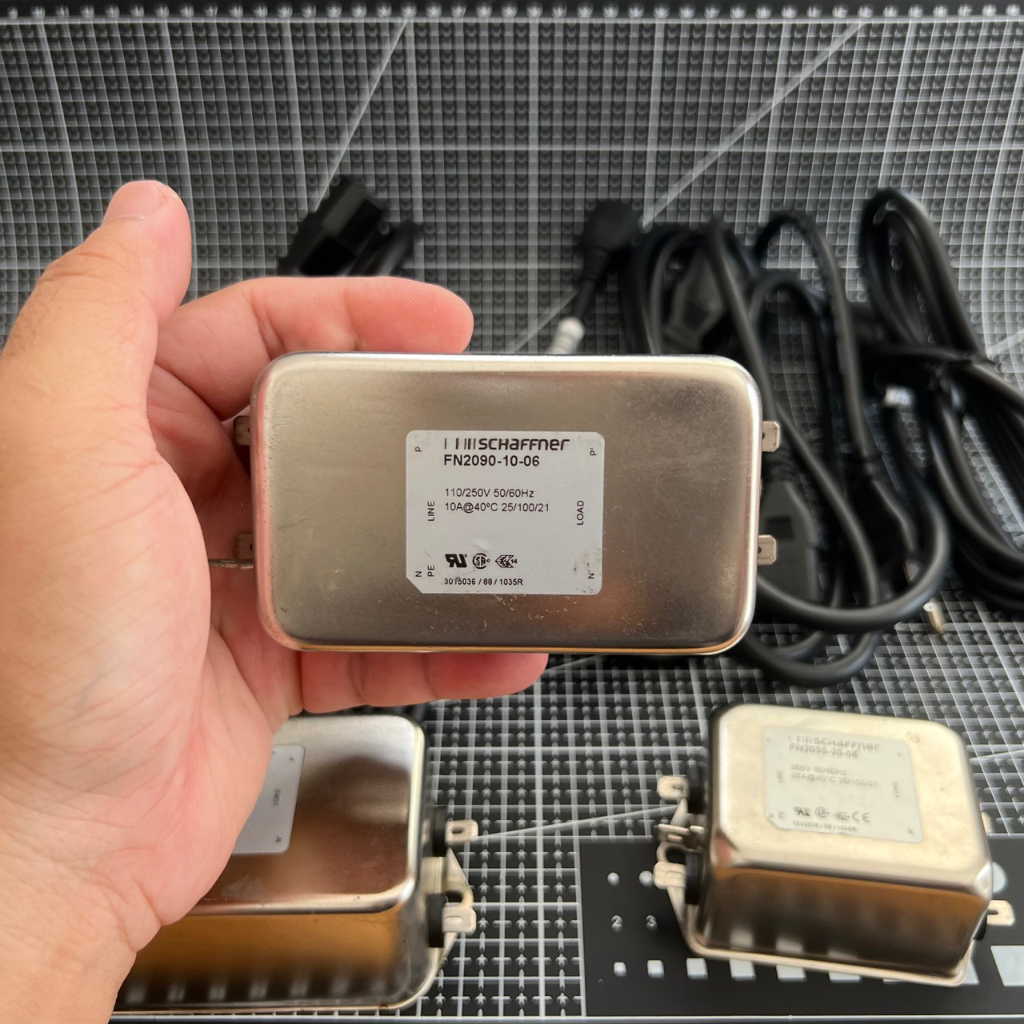 Lọc nguồn âm thanh hiệu Schaffner FN2090 của Thuỵ Sĩ (hàng tháo máy)