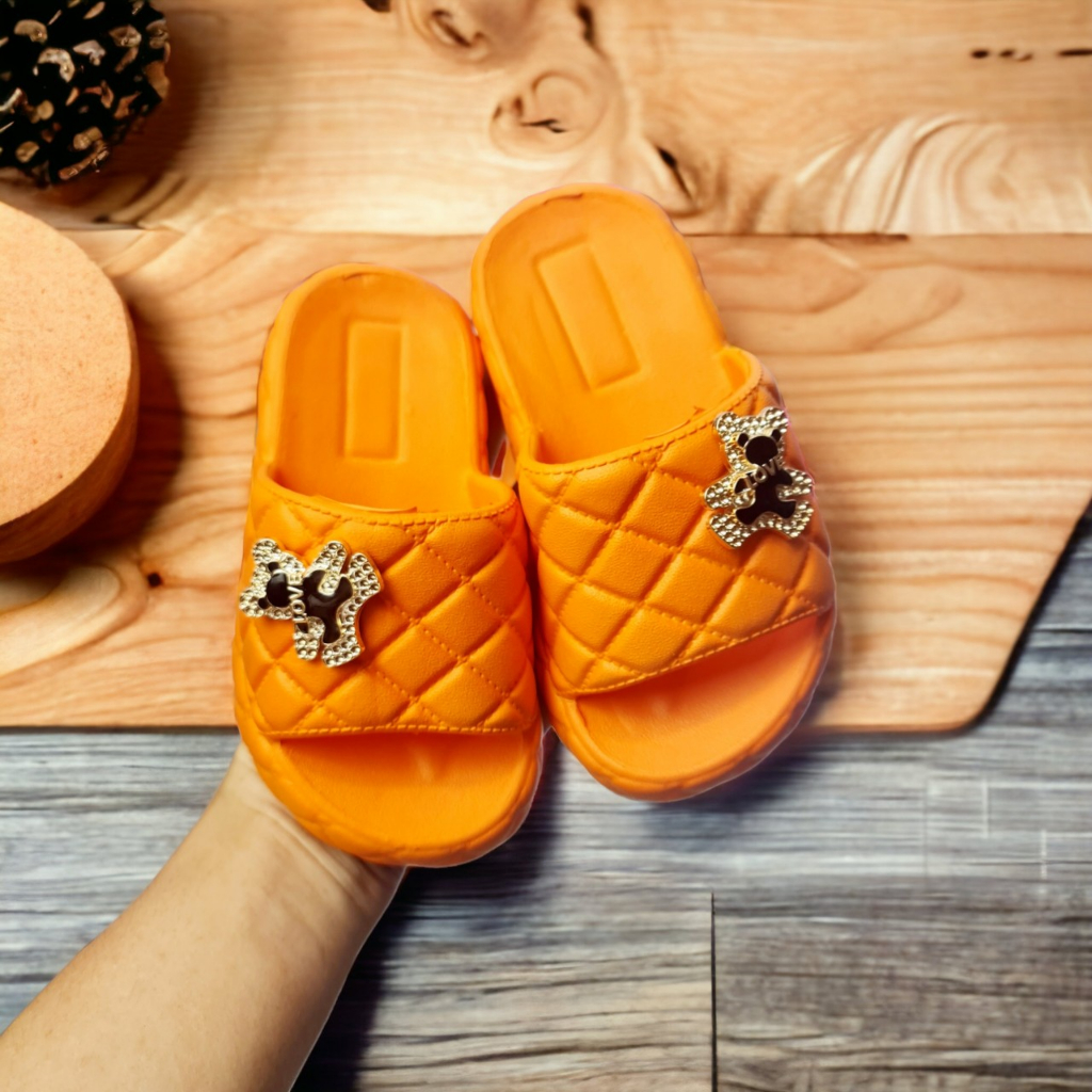 Dép bánh mì cho bé gái họa tiết caro siêu nhẹ đế cao 4 phân siêu êm