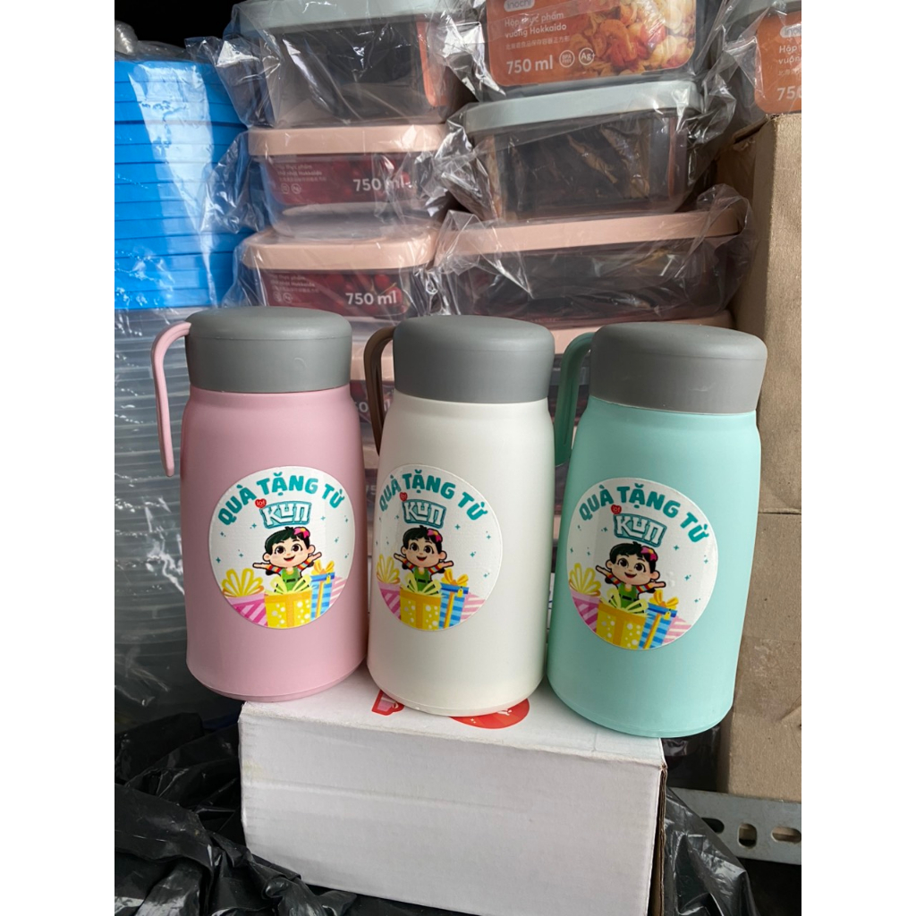 BÌNH NƯỚC THỦY TINH BỌC NHỰA CHO BÉ QUÀ TẶNG SỮA KUN