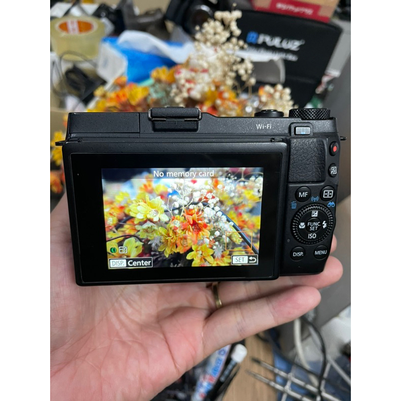 Máy ảnh Canon PowerShot G1X Mark II có wifi, màn lật