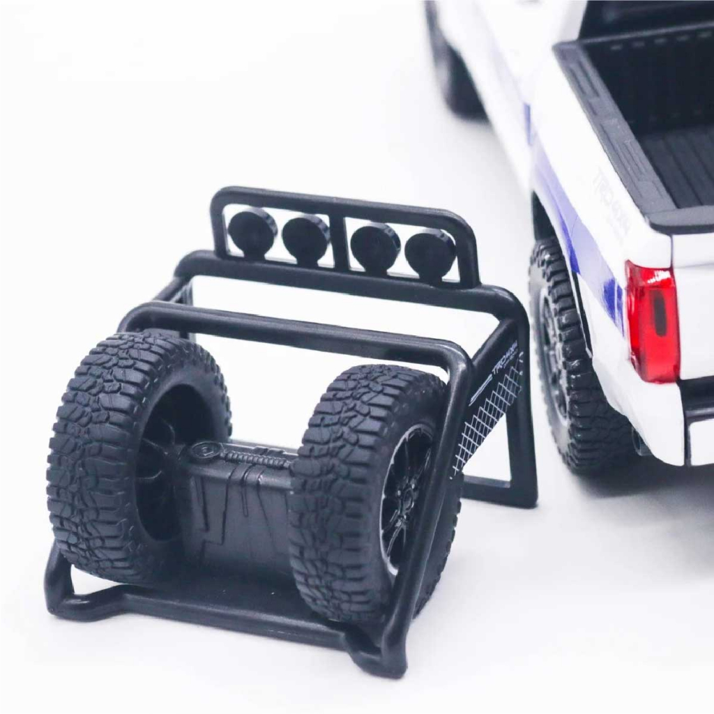 Mô hình xe ô tô độ CS Toyota Tundra 4x4 2022 full open tỉ lệ 1:24 Alloy model OT185