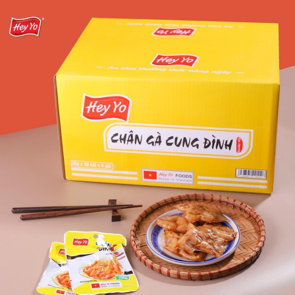 1 Chân gà  Chân gà cay rút xương Hey yo-  hàng việt nam .