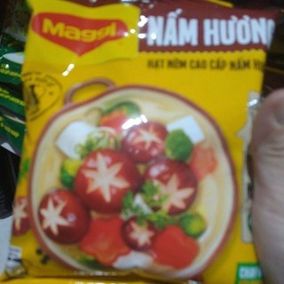 Hạt nêm nấm hương Maggi 450g
