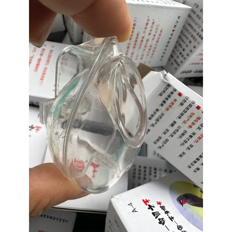 Cóng chống vẩy cho chim hút mật