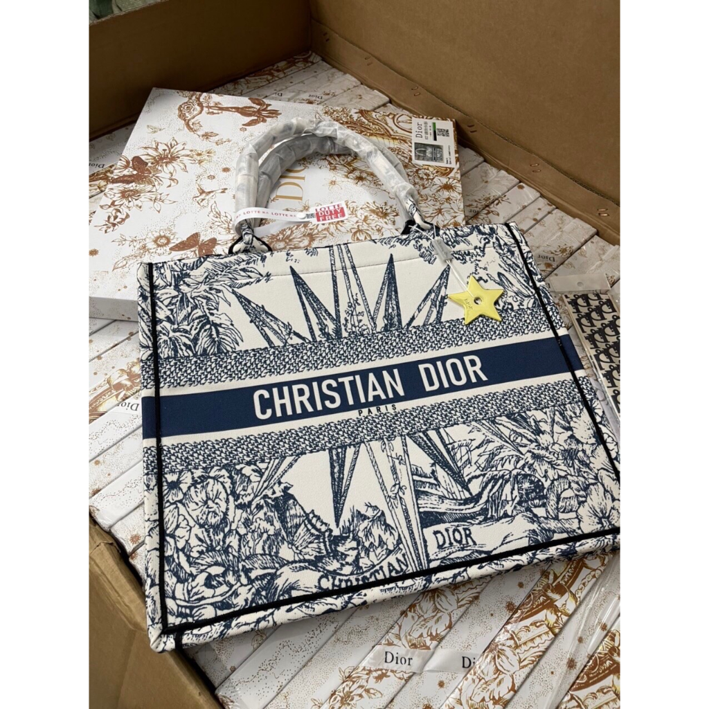 Túi Xách CD Công Sở Size 36,40 Bản Hai Mặt Phối Hoạ Tiết Hàng Cao Cấp Fullbocx Nguyên Siu Sịn Sò-9--400-00