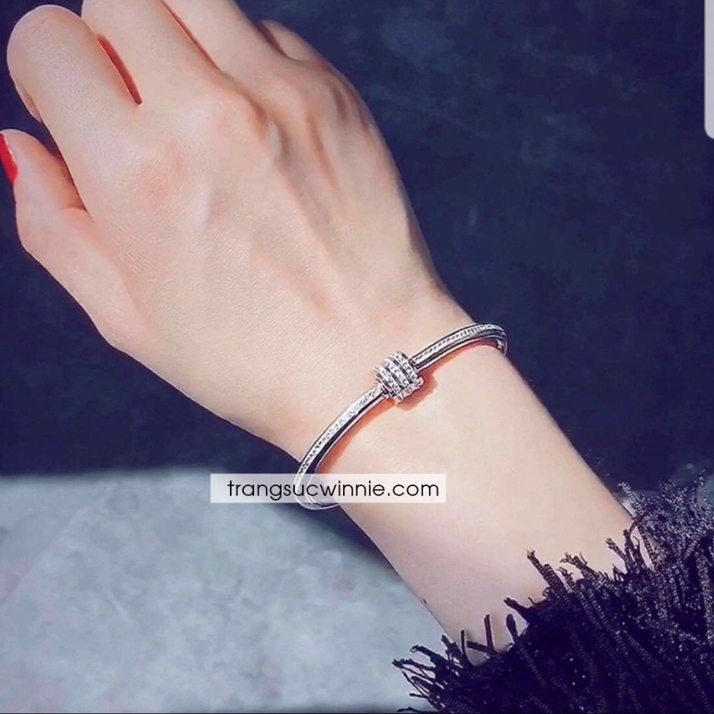 Vòng tay nữ titan Triple Cube