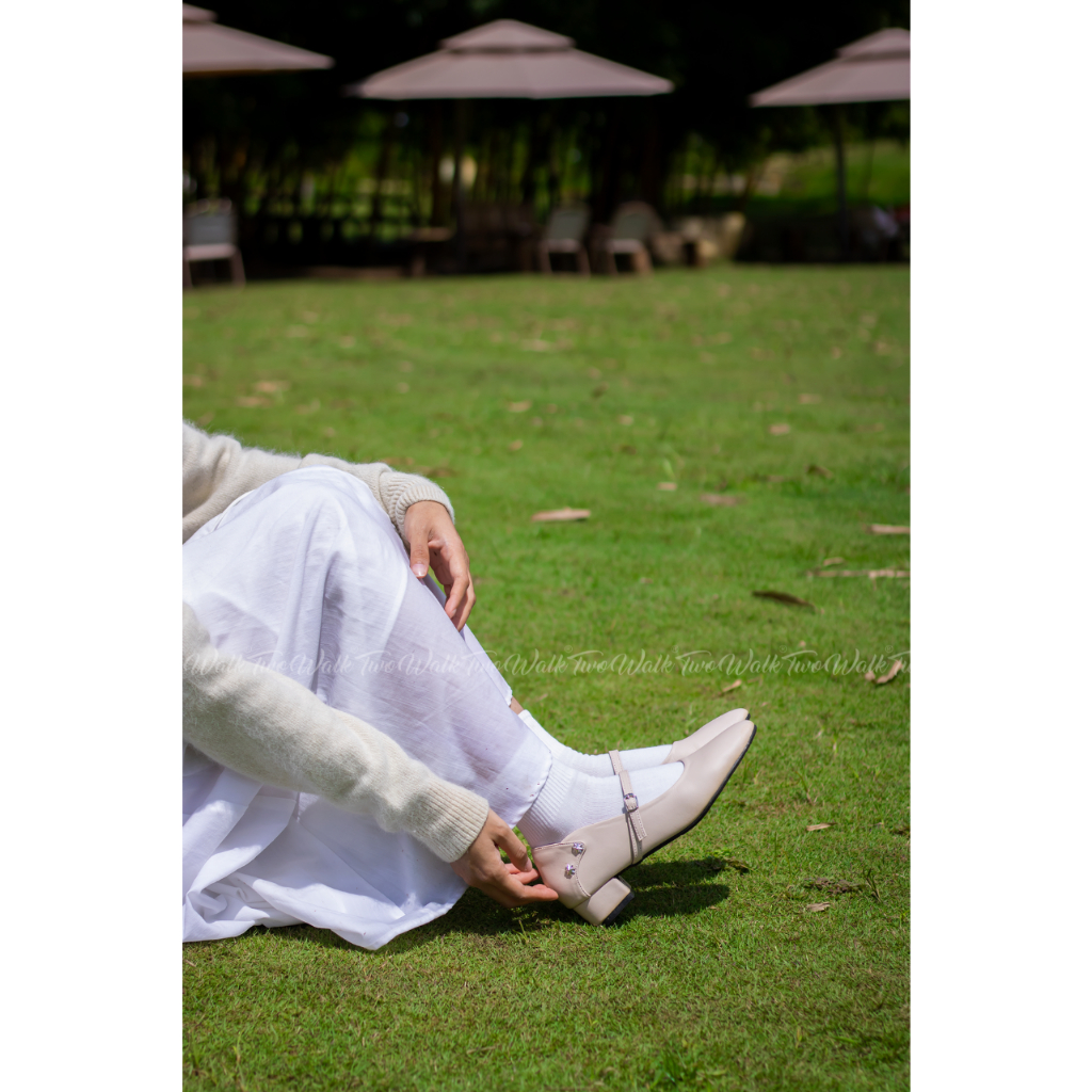 TWOWALK: Starry Dream - Giày Nữ Mary Jane Da Microfiber Cao Cấp - Màu Kem/ Đen - 3cm