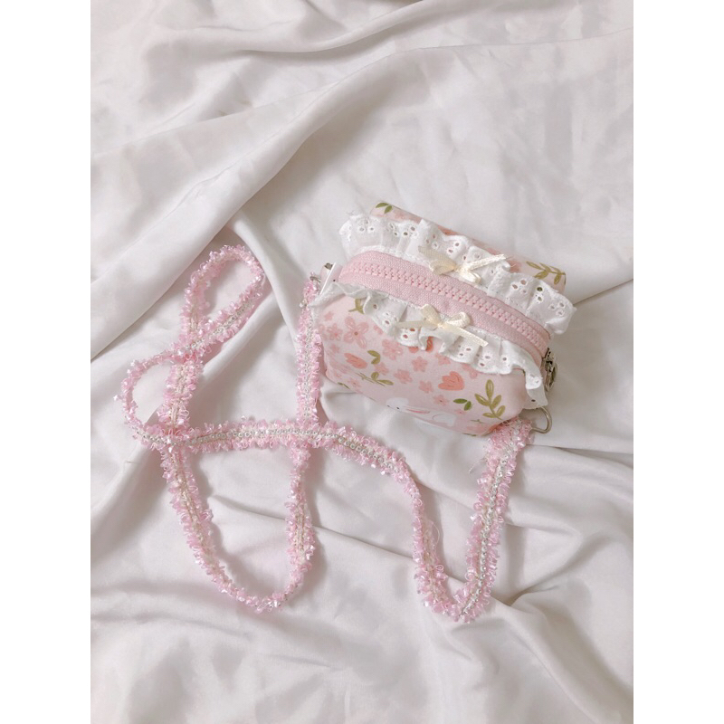 TÚI ĐEO ĐỰNG ĐỒ MAKEUP, CÁ NHÂN CÓ DÂY ĐEO CHÉO - HANDMADE BY 1402.Sew 🌸