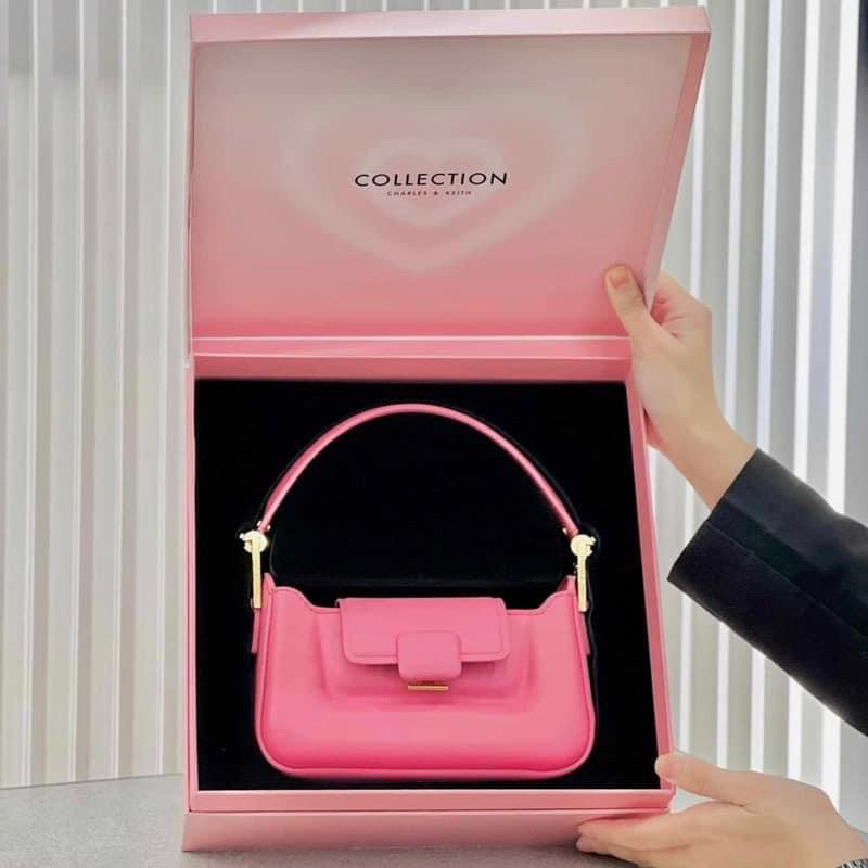 Túi Đeo Vai Đeo Chéo Cnk Hồng Full Box Mới Hàng Loại 1 Size 17cm