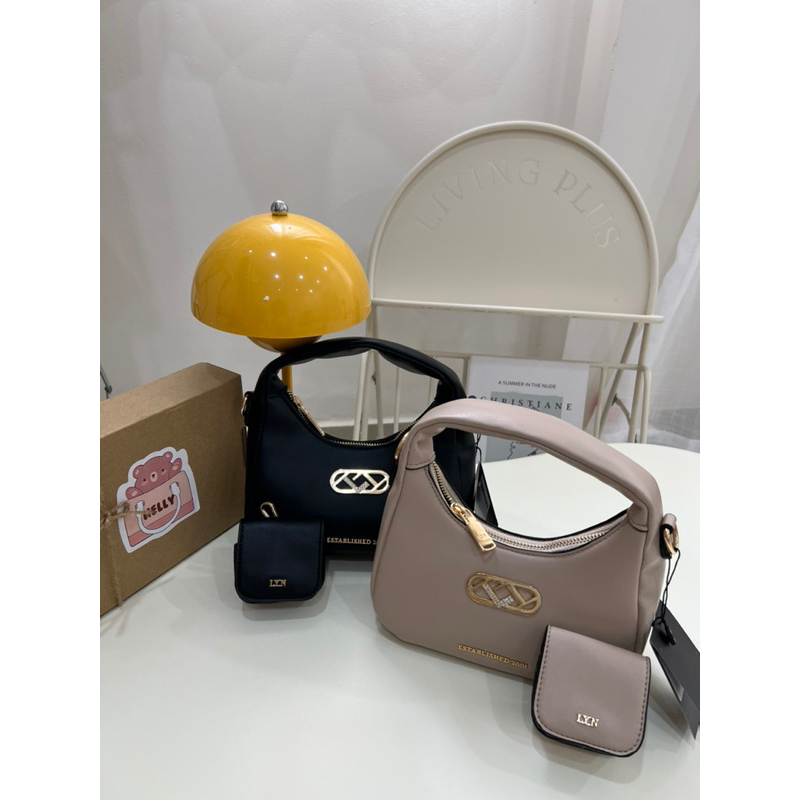 Túi L Y N đeo vai sang trọng