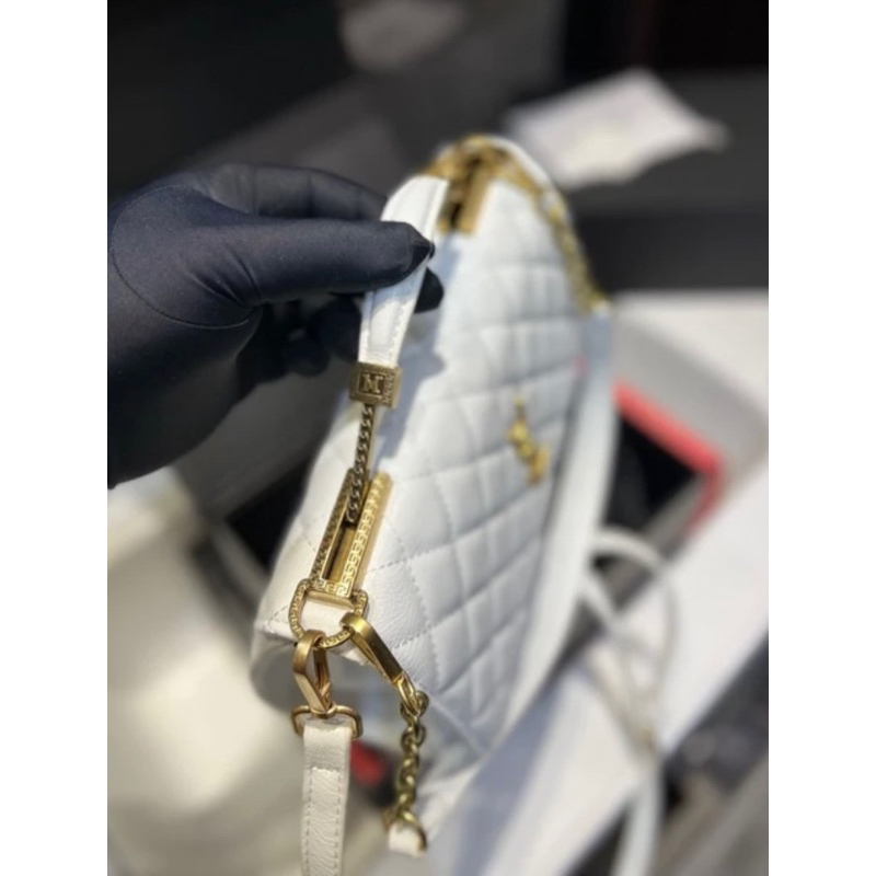 Túi đeo chéo y s l chần trám box nam châm loại 1