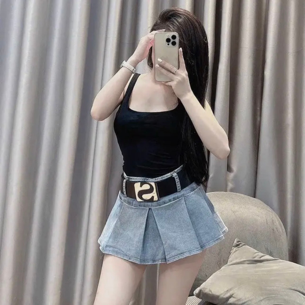 Chân váy jean xếp ly ngắn đai chữ S lưng cao có quần bò bảo vệ co dãn fitform chuẩn wash màu QC3698 - Hottrend 2024