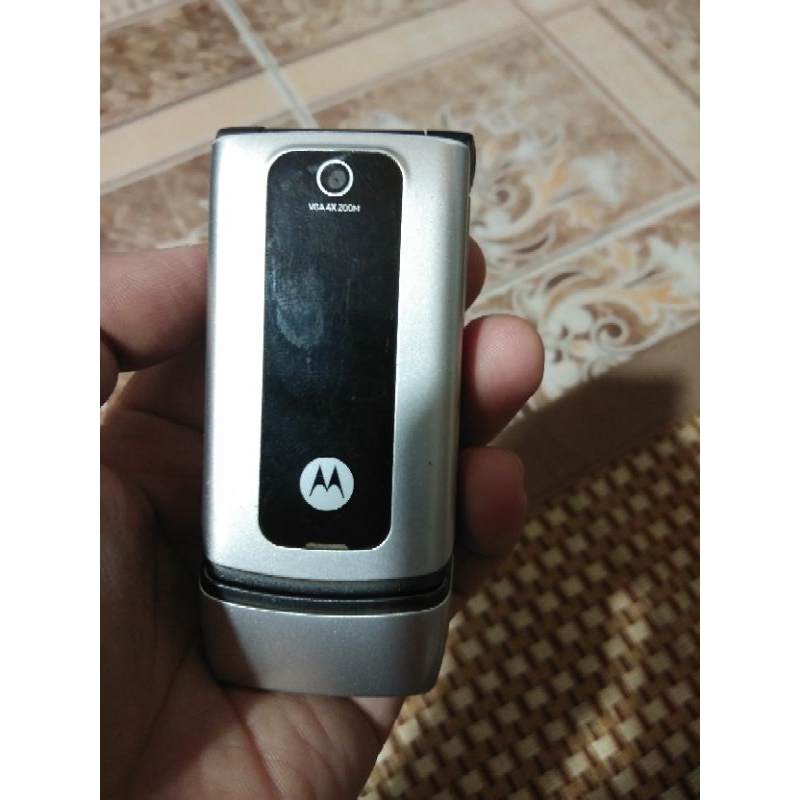 Điện thoại motorola như hình