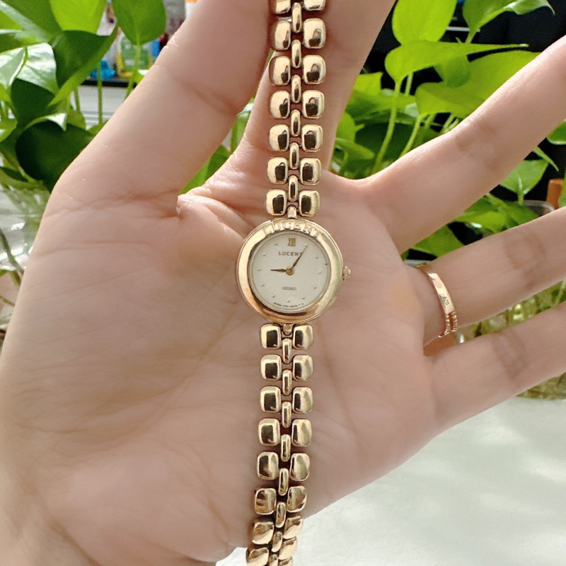 Đồng hồ nữ si nhật dáng lắc tay hiệu Seiko Lucent , dây khoá zin