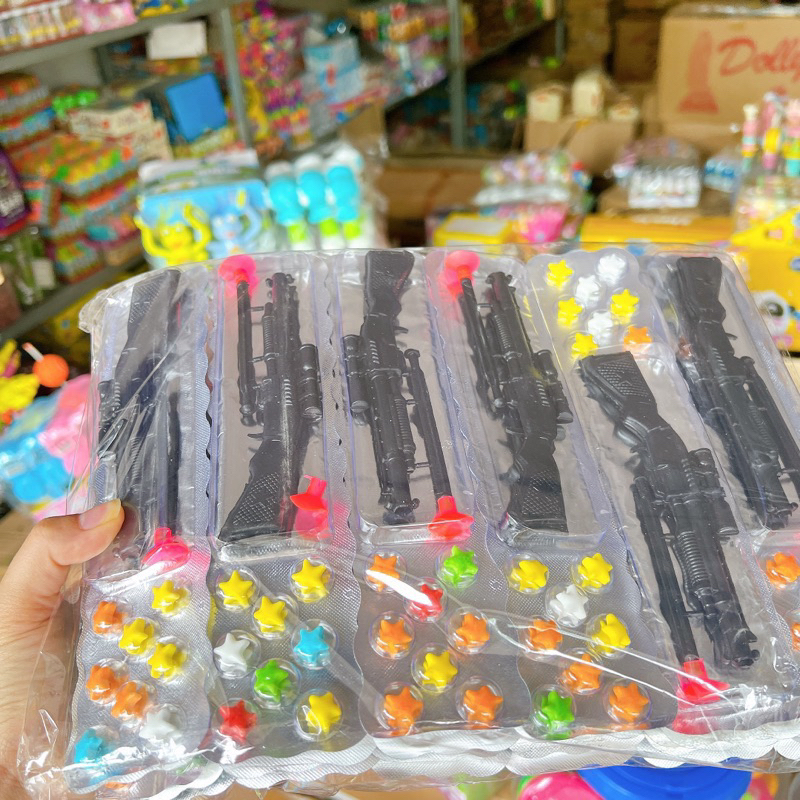 Sỉ bịch 30 vỉ kẹo xê sao kèm đồ chơi bắn dính