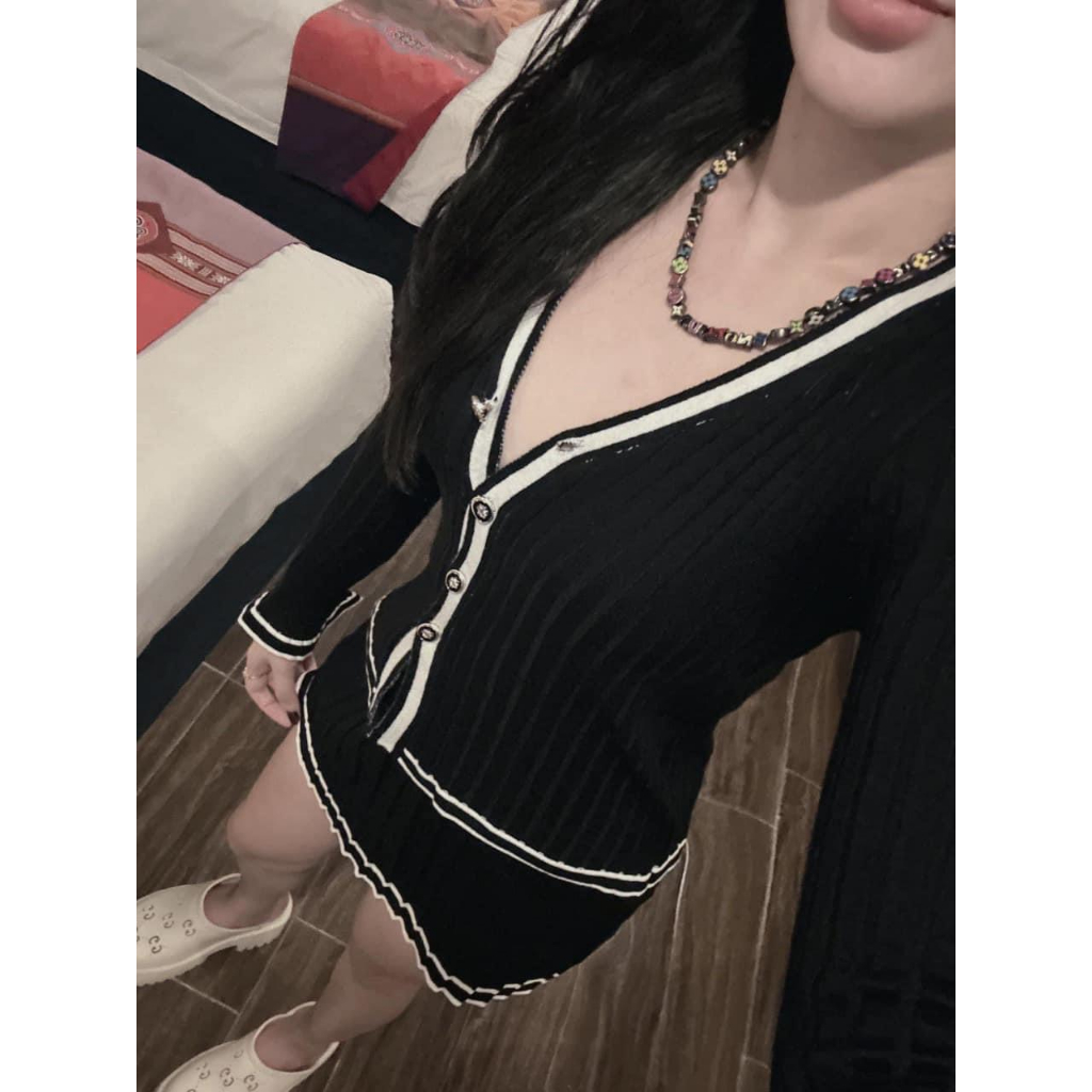 SET LEN TIÊU THƯ KÈM CHÂN VÁY THÊU CHỮ R