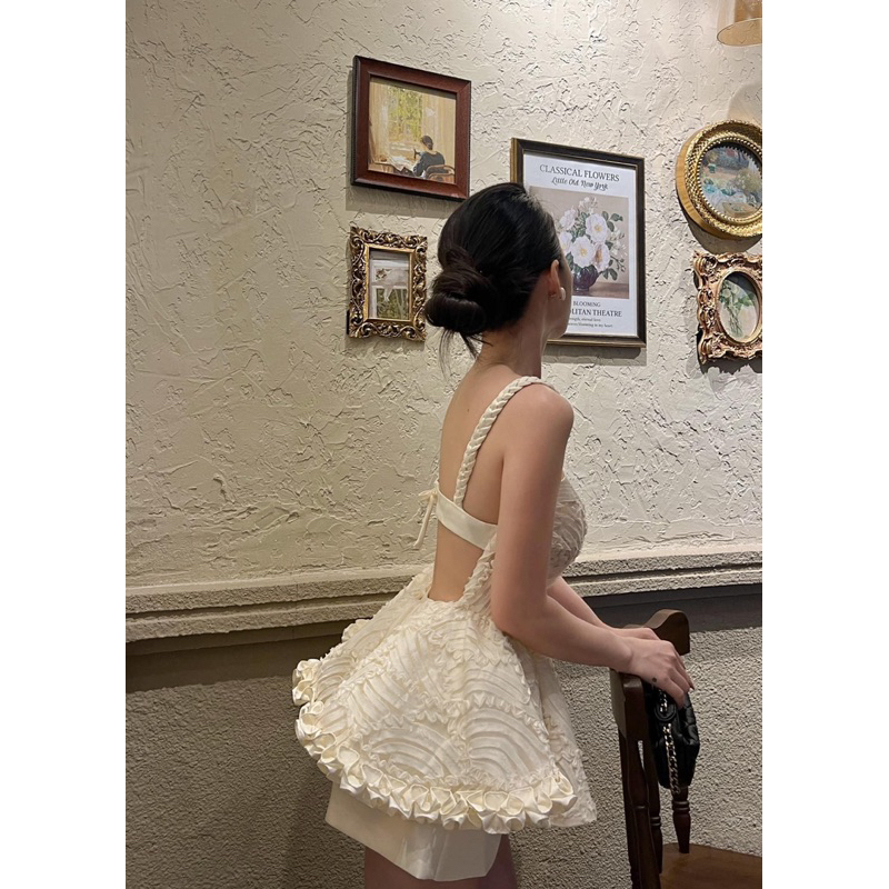 SÉT ÁO 2 DÂY + QUẦN VÁY - J05067