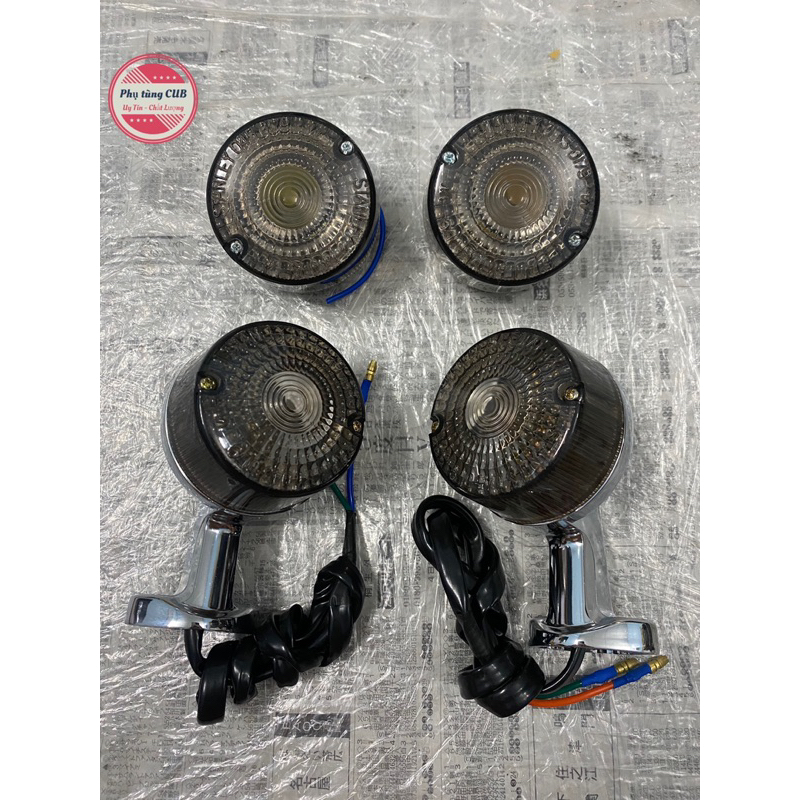 Bộ xi nhan xe cub 81-86 chụp màu khói ( trước inox, sau atimon)