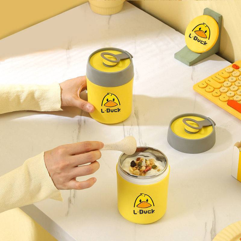 Bình Ủ Cháo Giữ Nhiệt Kèm Thìa Ruột Inox304 In Hình Vịt Vàng Dung Tích 450Ml