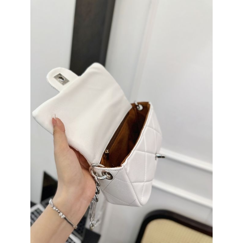 Túi kẹp nách classic xích to dáng mới sang chảnh 22cm