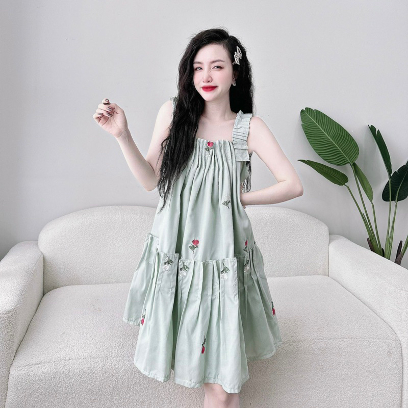 Đầm xô thêu hoa - chất xin, hình thêu sắc nét