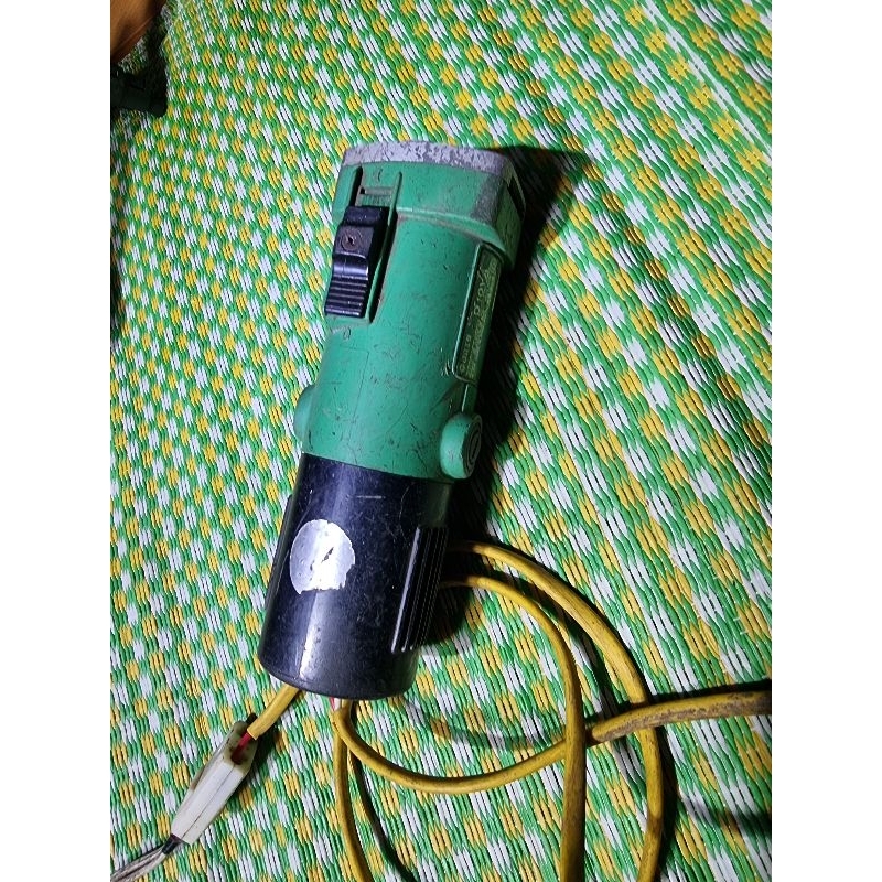 Thanh lý máy lạ hàng nhật bãi sử dụng điện 100v