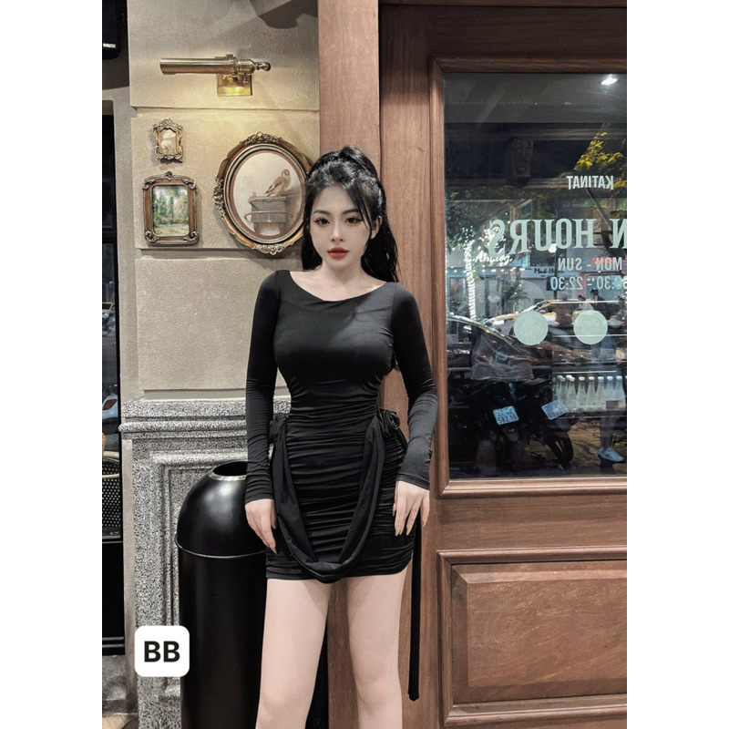 Đầm body phối bèo đính hoa