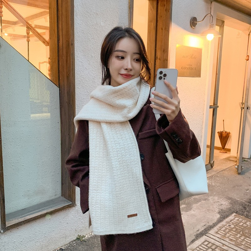 KHĂN CHOÀNG CHẤT LEN TO ĐAN MỊN MÀU TRUNG TÍNH UNISEX