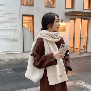 LINH TUXEDO - KHĂN CHOÀNG CHẤT LEN TO ĐAN MỊN MÀU TRUNG TÍNH UNISEX