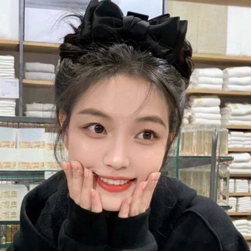 KẸP TÓC JENNIE NƠ TO HÀNG SẴN CECE.STORE