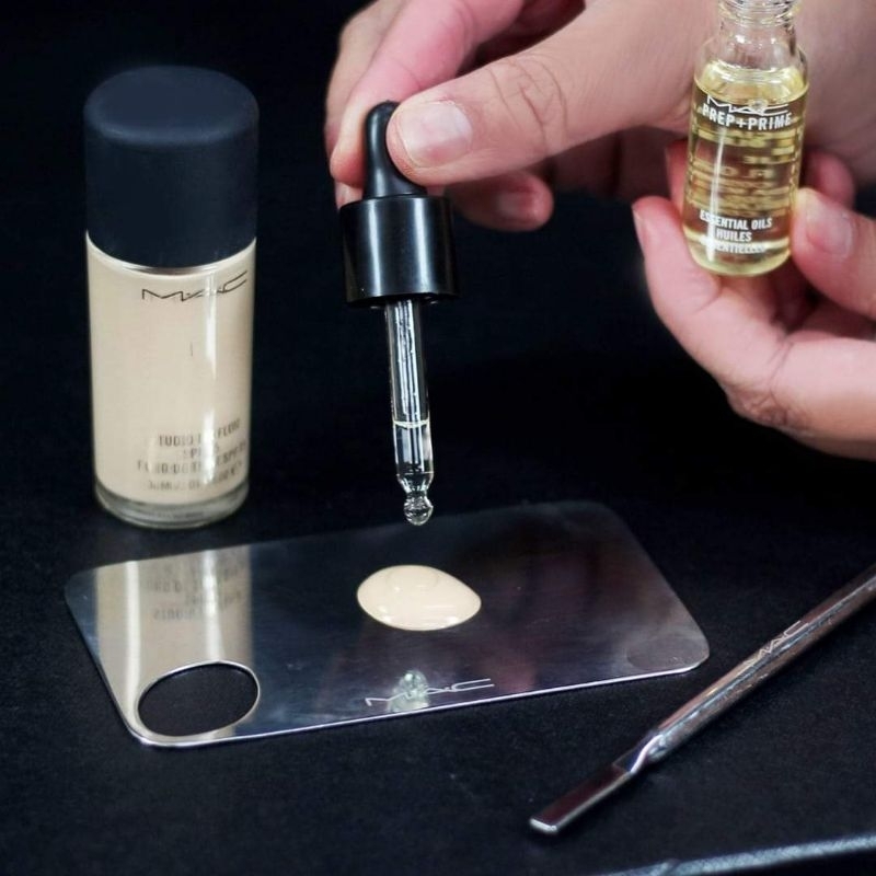 Tinh Dầu MAC Prep Prime Essential Oil