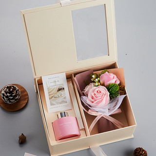 Hộp quà tặng người yêu, quà tặng valentine sang trọng kèm hoa sáp và gấu bông