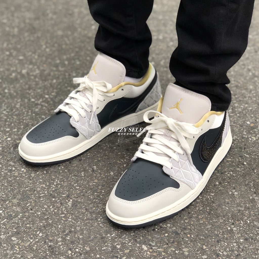 Giày Jordan Cổ Thấp Jordan 1 Low Beaded Swoosh Đính Đá DV1762-001