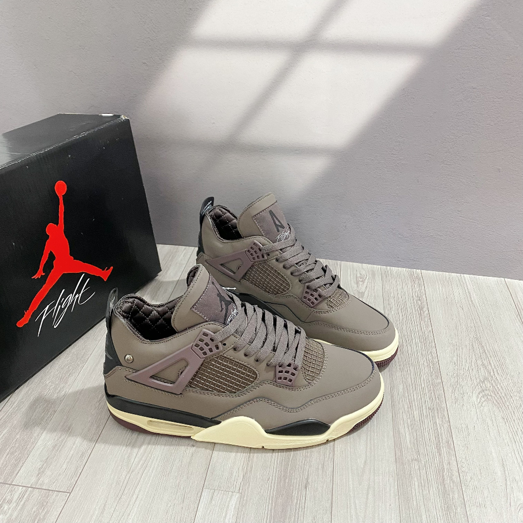 GIÀY JD4 RETRO MEDIUM VINTAGE NÂU LAI AU