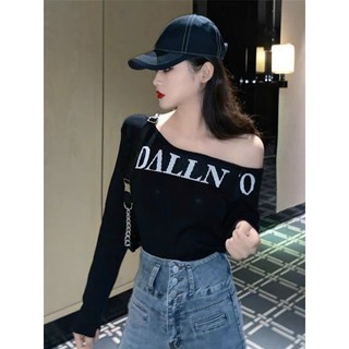Áo thun dài tay bẹt vai cut-out hai màu siêu xinh 💕💕💕Ny alohashop91