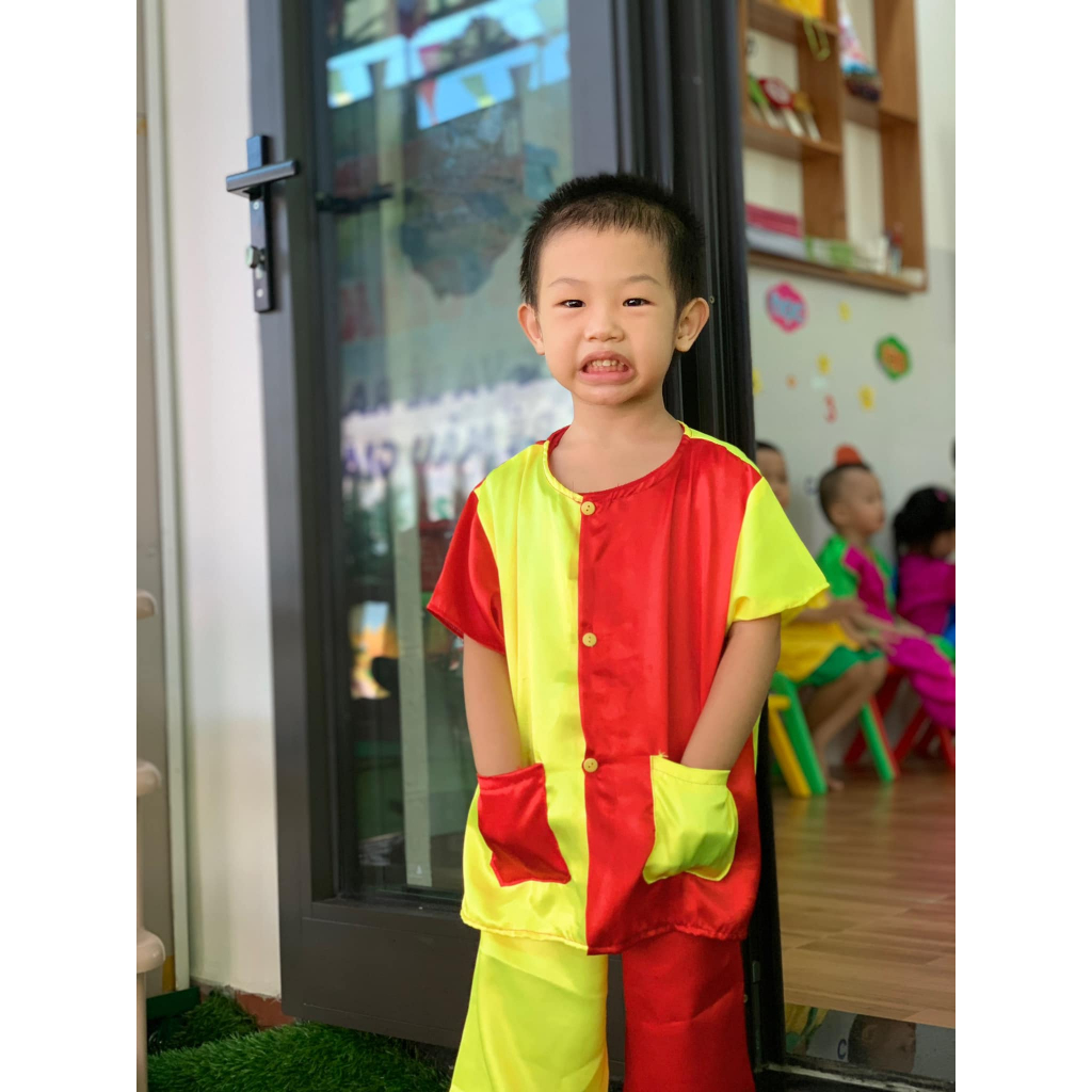 Bộ bà ba cho bé 10-30kg vải lụa đẹp đã kèm khăn