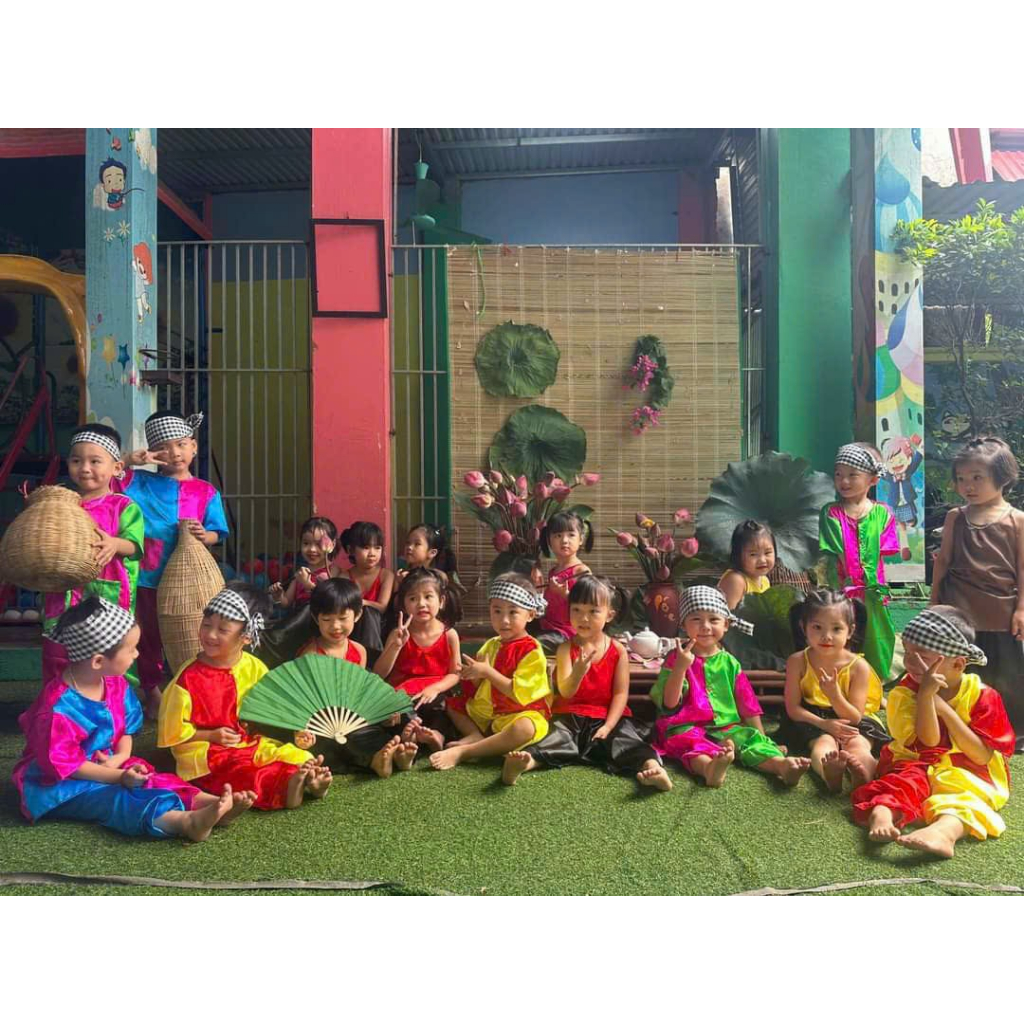 Bộ bà ba cho bé 10-30kg vải lụa đẹp đã kèm khăn