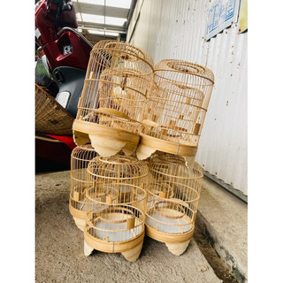 Khung lồng khuyên 3v size 21/25để nhốt chim khuyên.khoảng cách nan 1,2cm