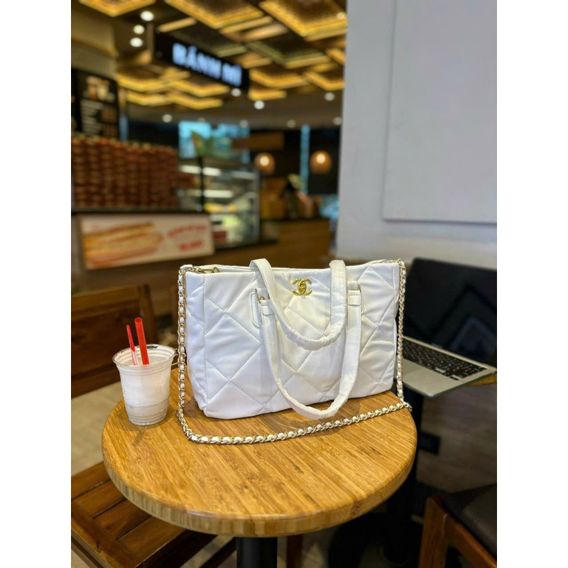 Túi công sở chen nồ trần trám  size35 3màu