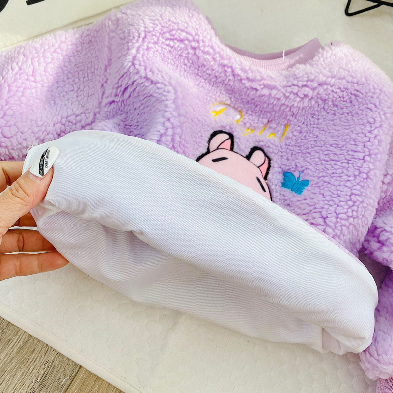 Áo lông cừu thêu hình ngộ nghĩnh bé gái