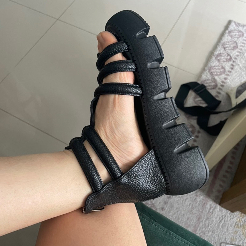 Giày rọ chiến binh SHEIN sz 35 mới tinh